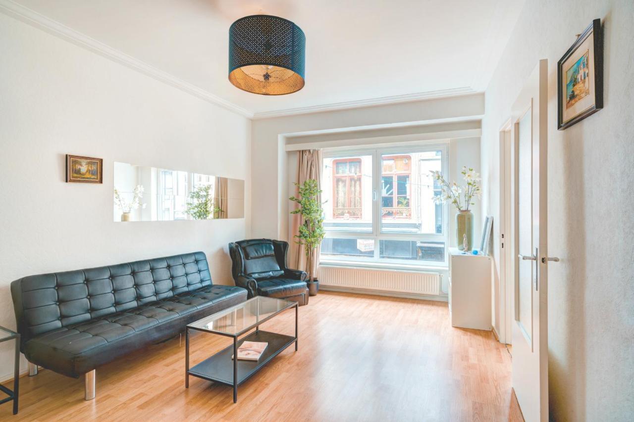 Cute Cozy Apartment In Historic Center Antwerp Exterior photo